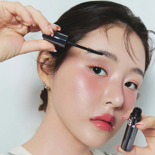 BANILA CO - Eyelash Treatment Black Serum
